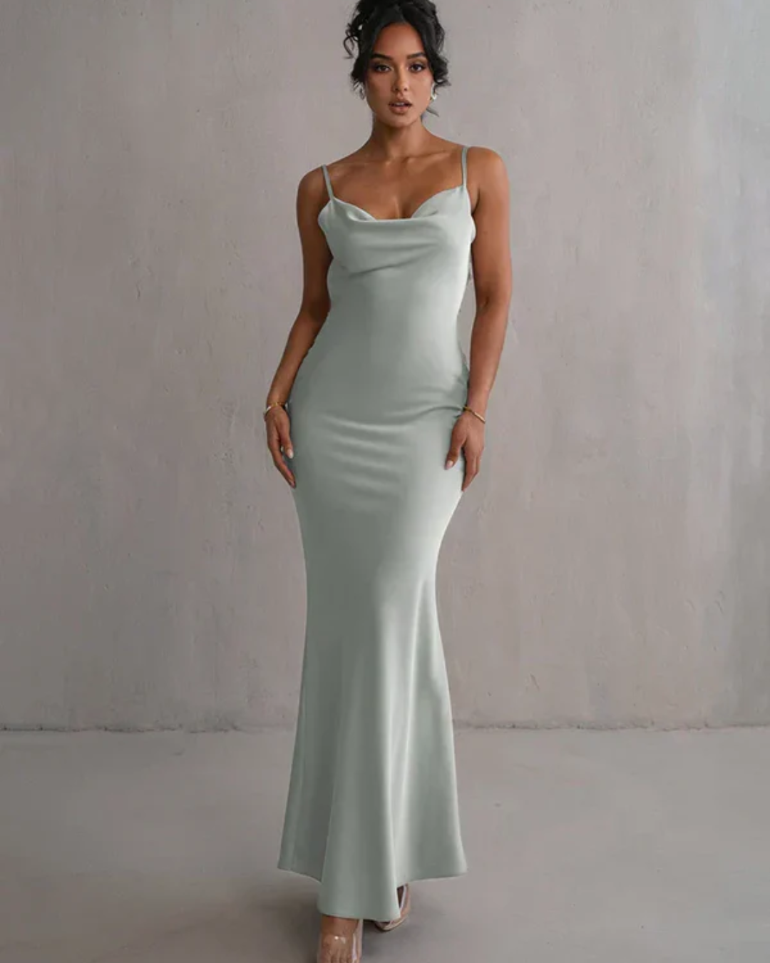 Rhea - Backless Floral Maxi Dress