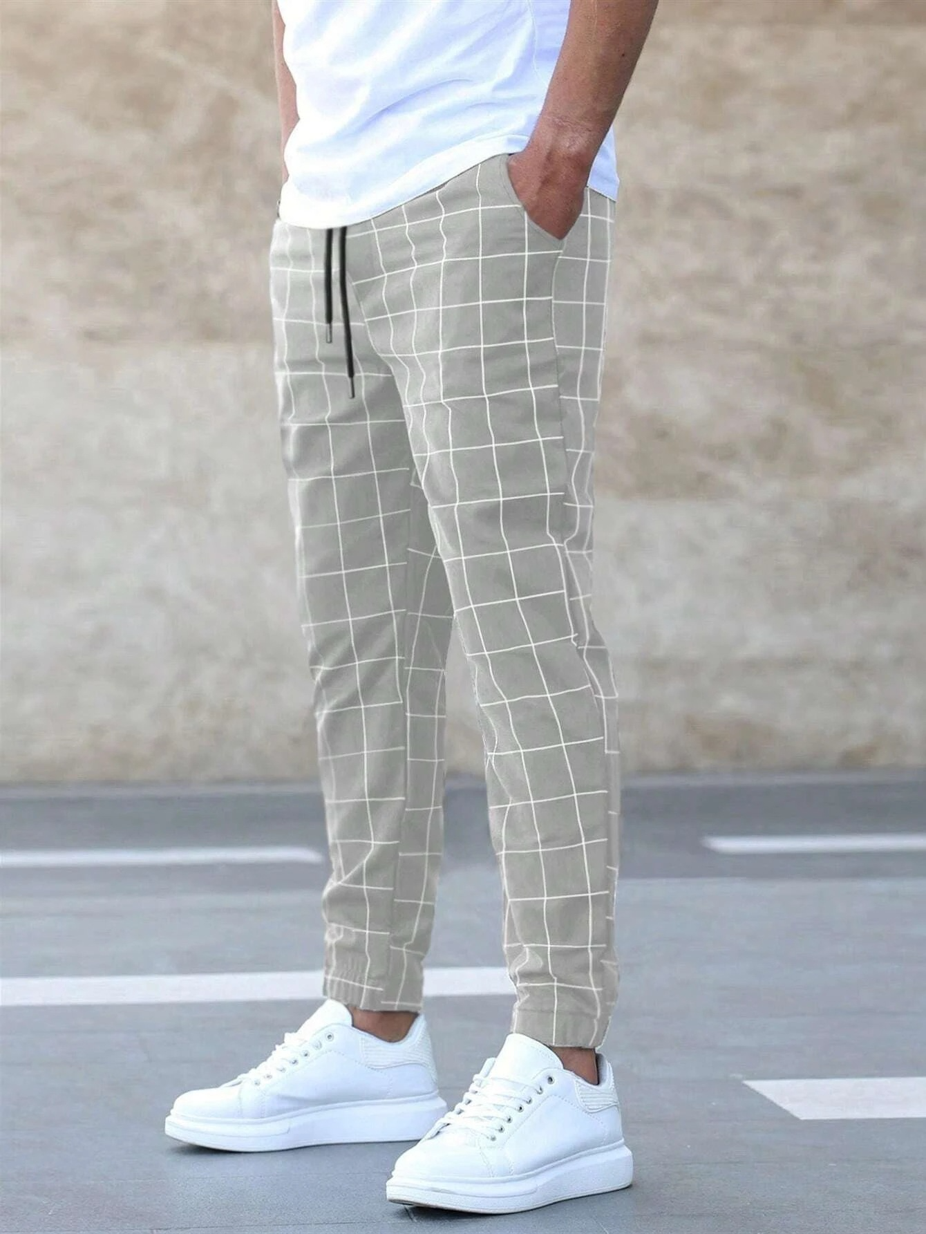 Liam Men's Checked Sweatpants - Stylish & Comfortable Pants with Classic Checked Pattern