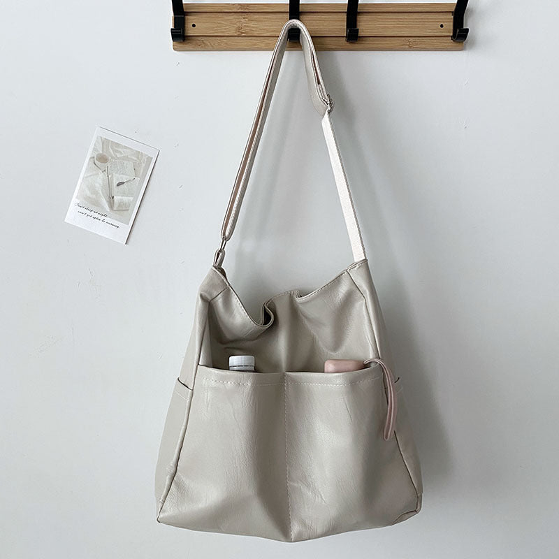 Stephanie - Large capacity bag made from textured, soft vegan leather