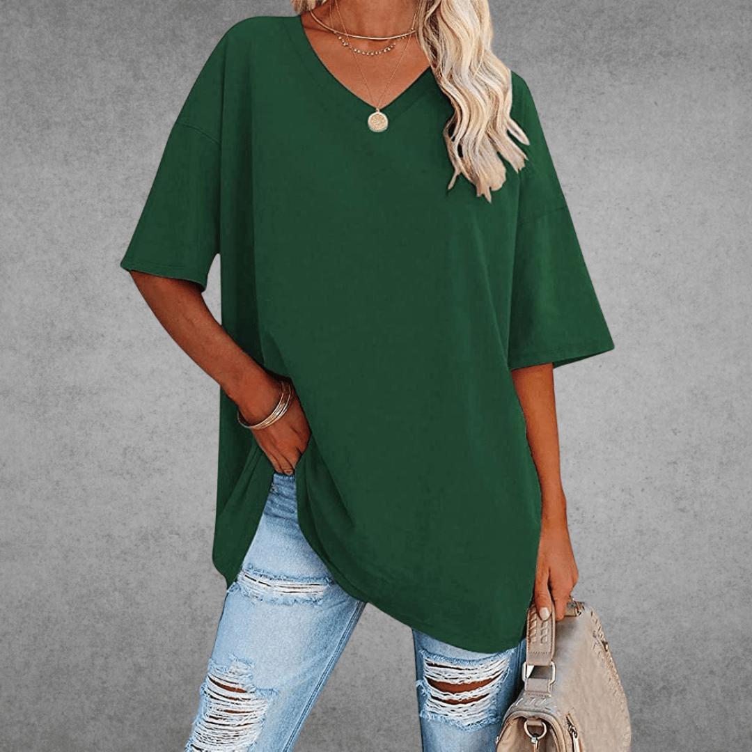 Ninon Women's Oversize T-shirt - Comfortable design with a heart neckline and lightweight, breathable fabric