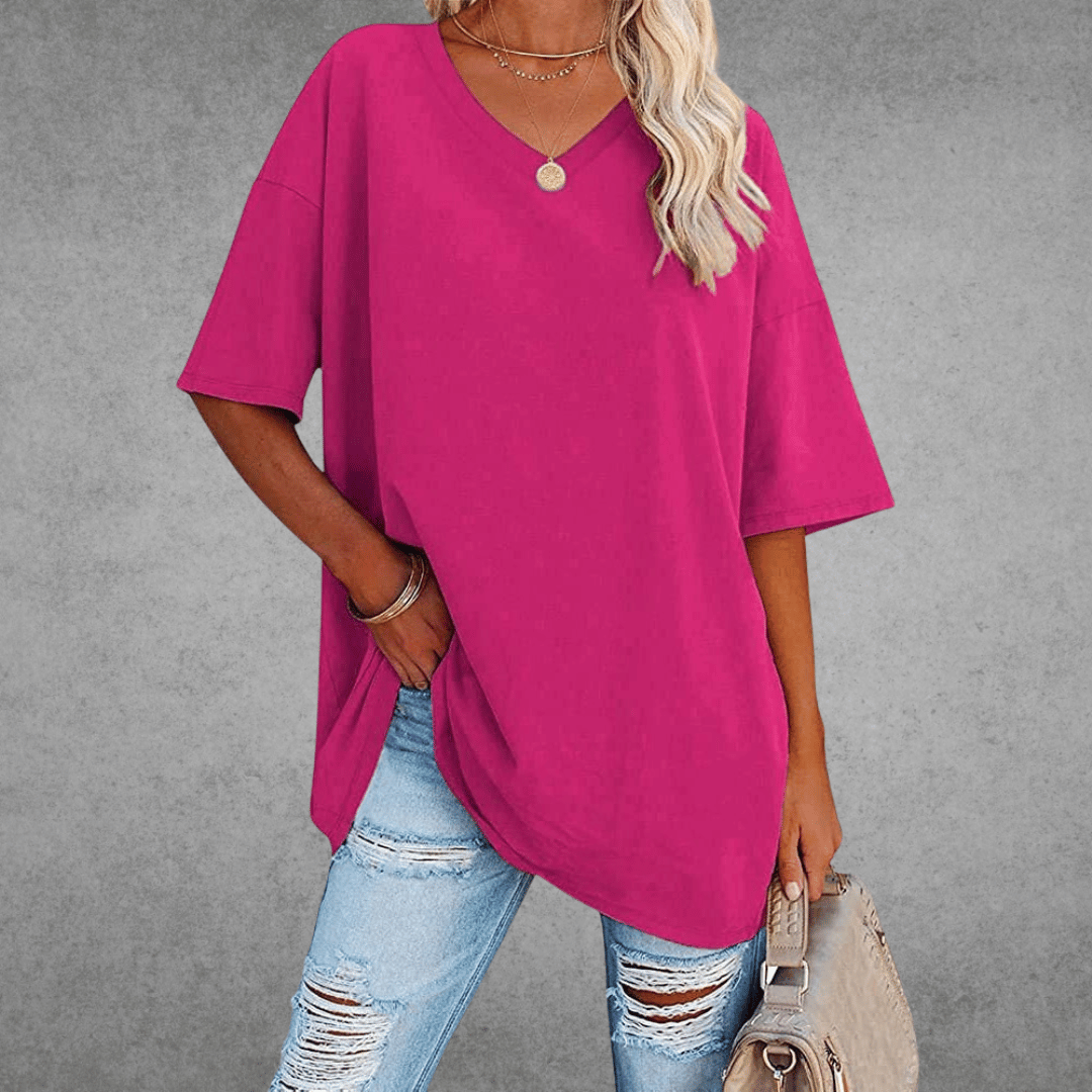 Ninon Women's Oversize T-shirt - Comfortable design with a heart neckline and lightweight, breathable fabric