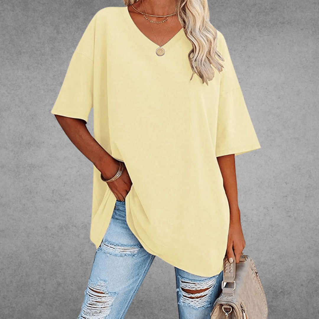 Ninon Women's Oversize T-shirt - Comfortable design with a heart neckline and lightweight, breathable fabric