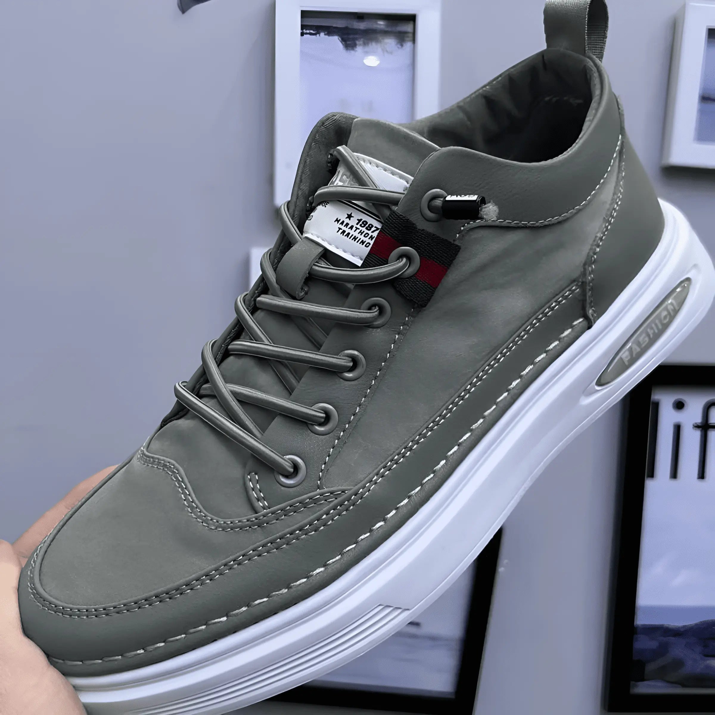 Aus - Orthopaedic men's shoes
