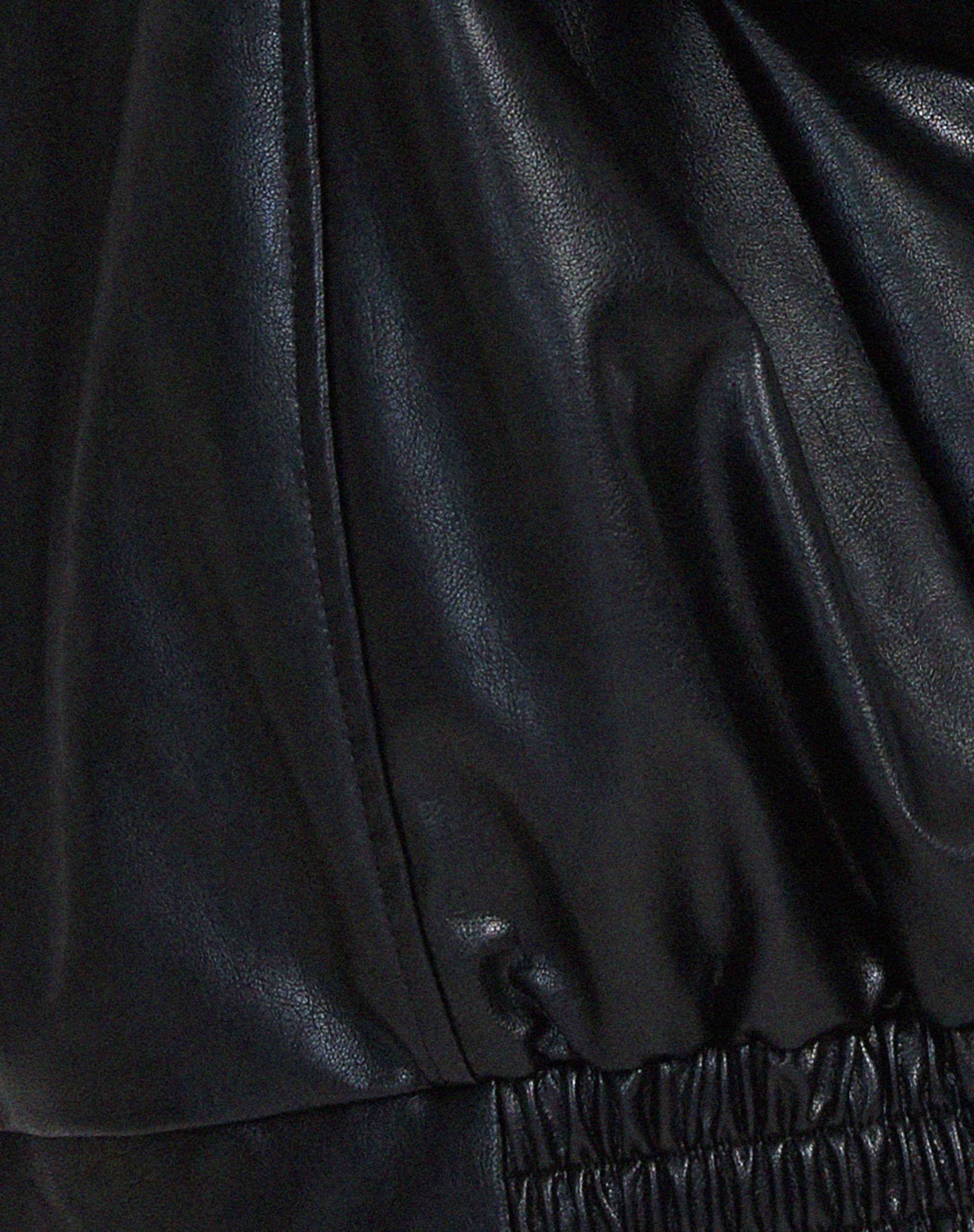 Stylish oversized leather jacket - comfortable and trendy for every day
