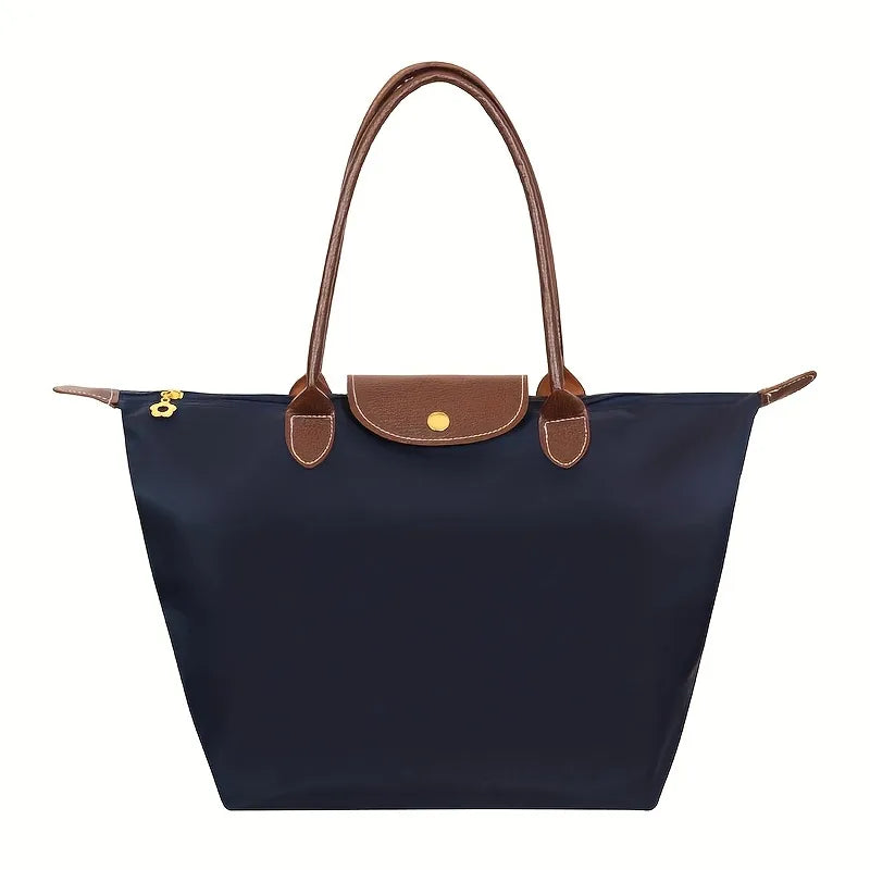 Trendy handbag for women - ideal for everyday life and travel