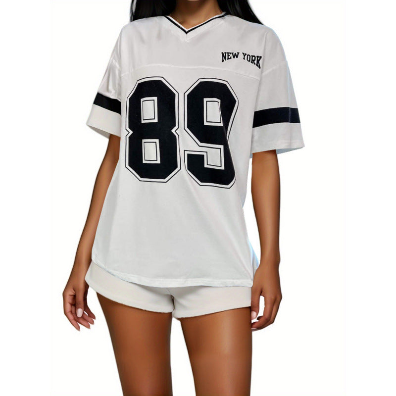 Noa - Women’s Oversized Sports T-Shirt with New York Print
