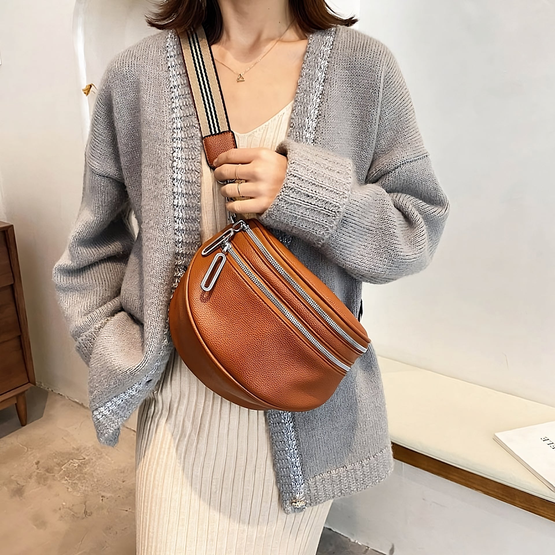 Livsy | Stylish shoulder bag