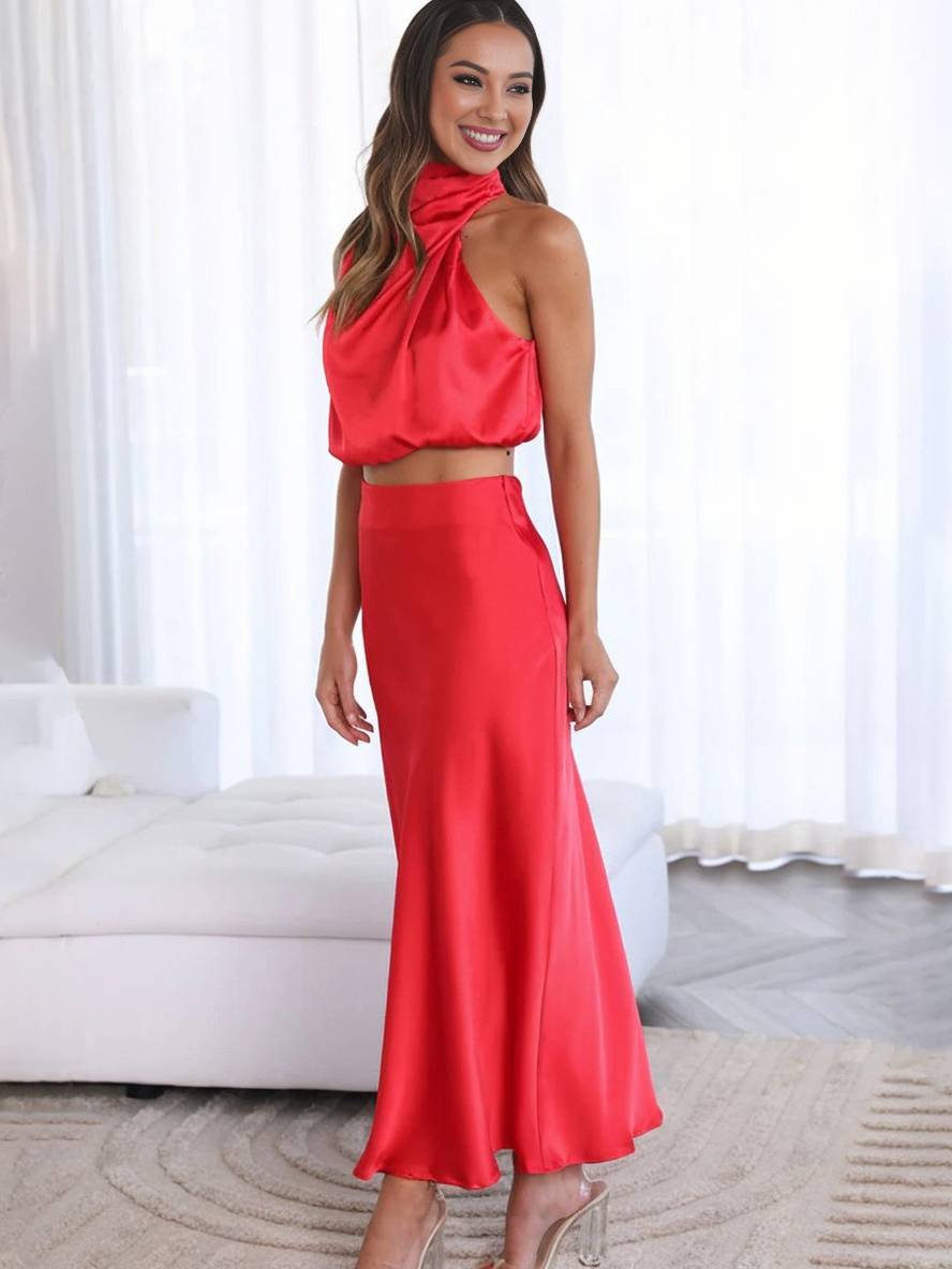 Deserie Women's Evening Dress - Elegant Two-Piece Sleeveless Halter Dress, Perfect for Wedding and Reception