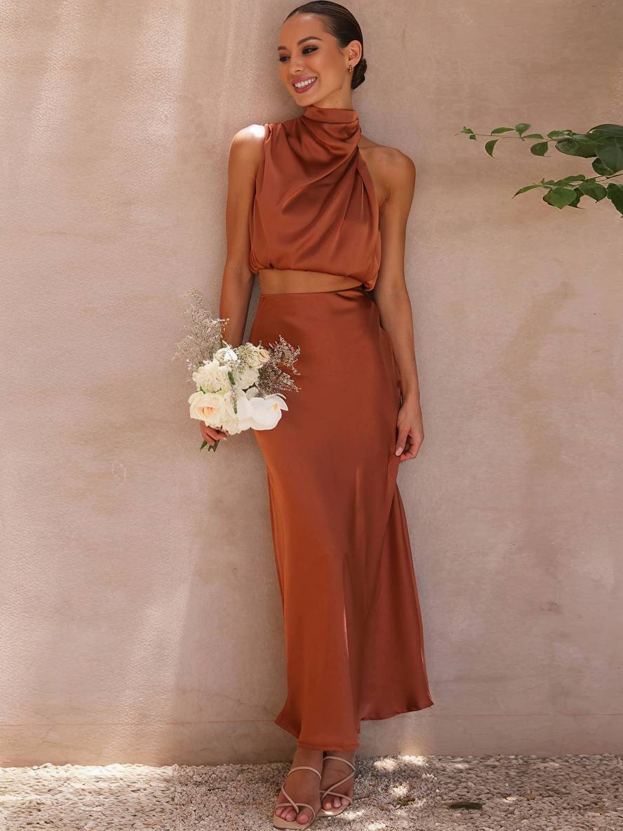 Deserie Women's Evening Dress - Elegant Two-Piece Sleeveless Halter Dress, Perfect for Wedding and Reception