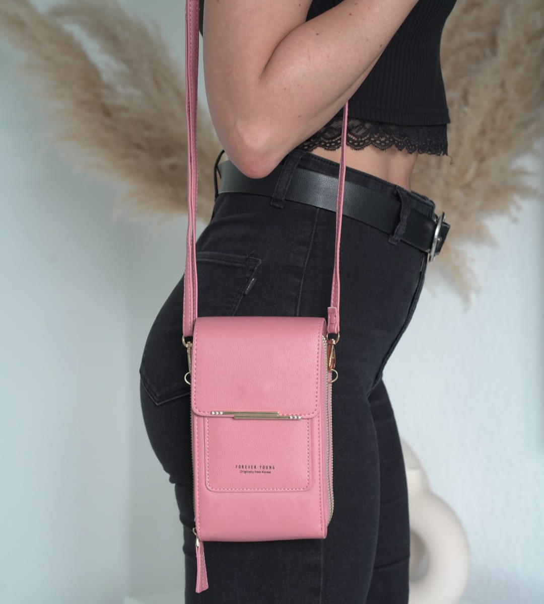 Ella | Premium shoulder bag with key