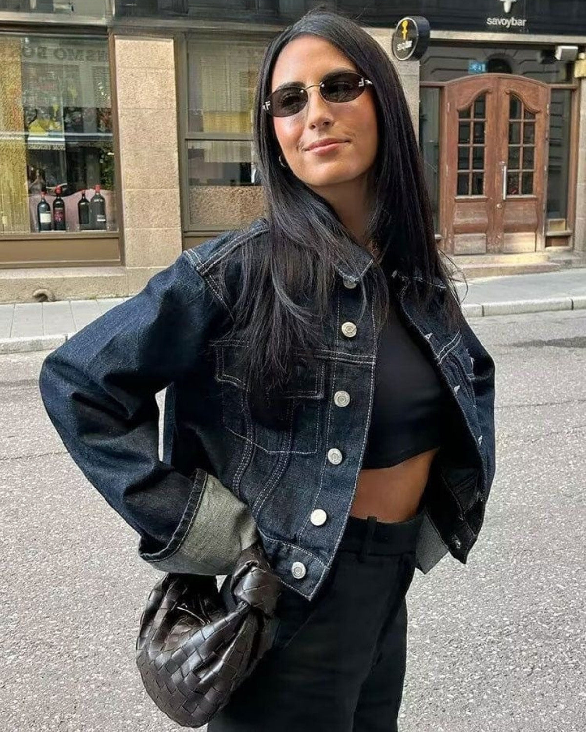 Two-piece denim set with denim jacket and long trousers - women