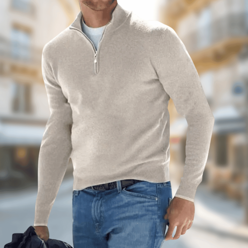 Theo - The comfortable and elegant sweater for the transition period