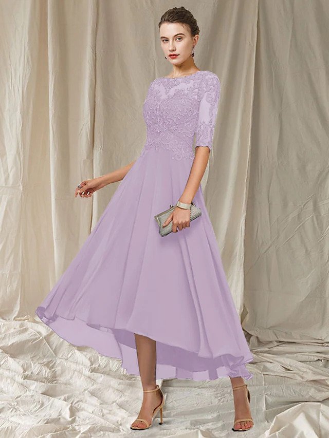 Women's Evening Dress Havana - Elegant Long Dress with Lace and Silhouette Highlighting Cut for Festive Occasions
