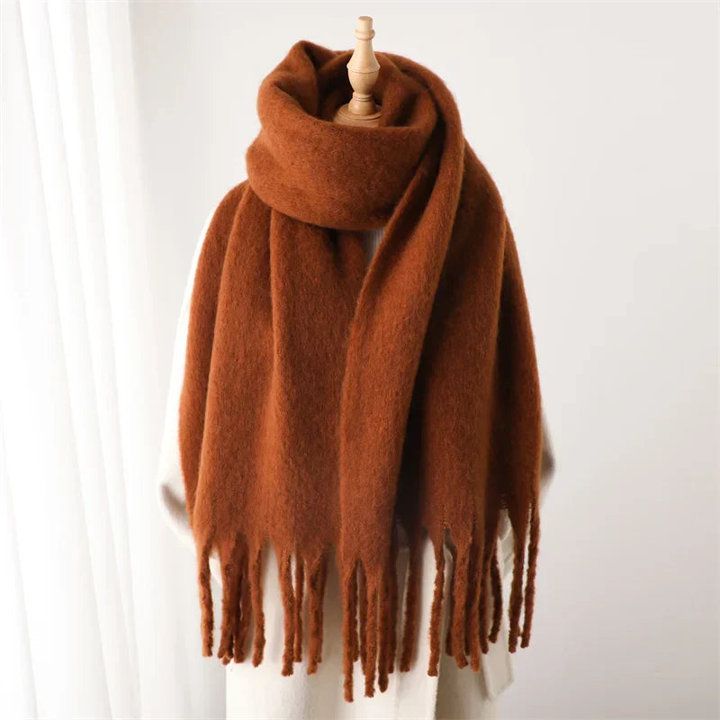 Luxurious cashmere scarf for women with large tassels for winter style and comfort