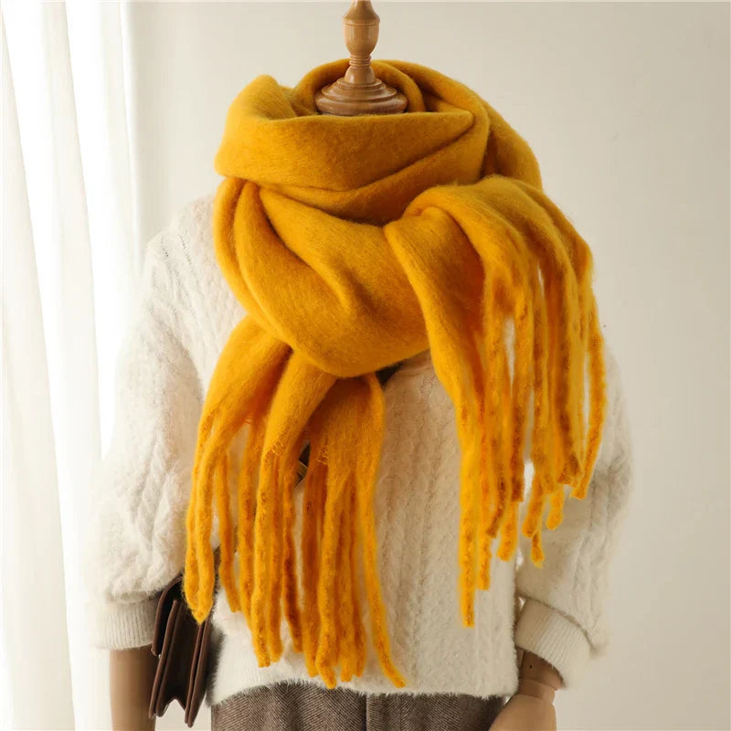 Luxurious cashmere scarf for women with large tassels for winter style and comfort