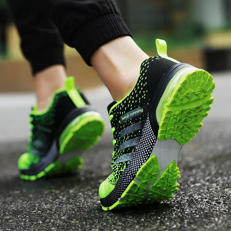 Comfortable orthopedic sneakers for men Runmax