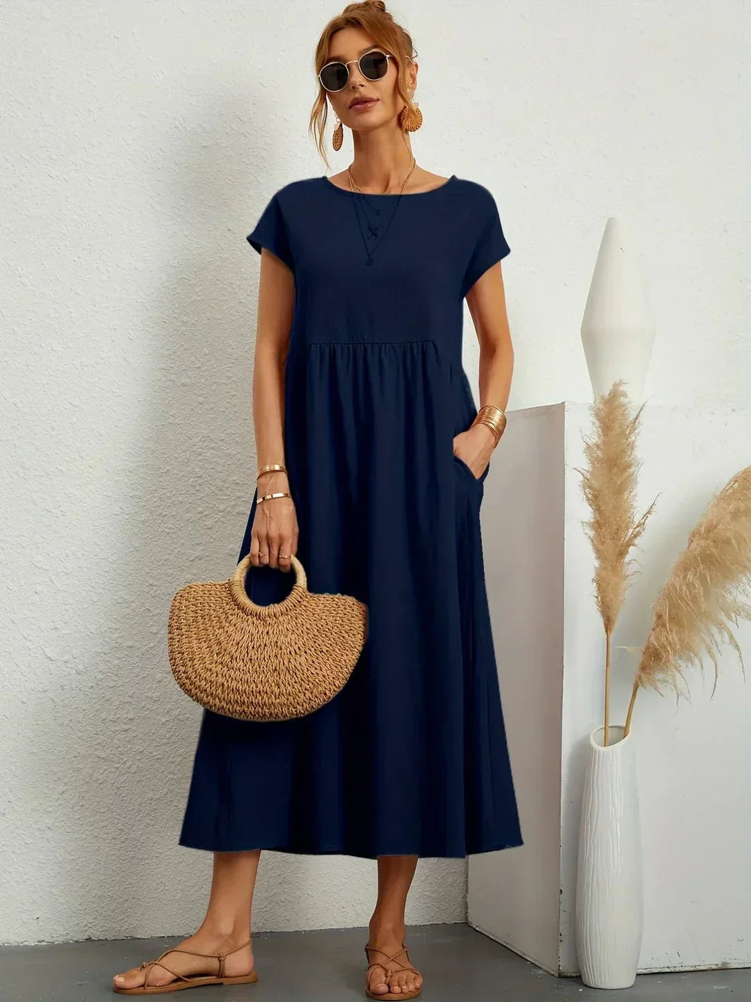 Clara - Casual Midi Dress