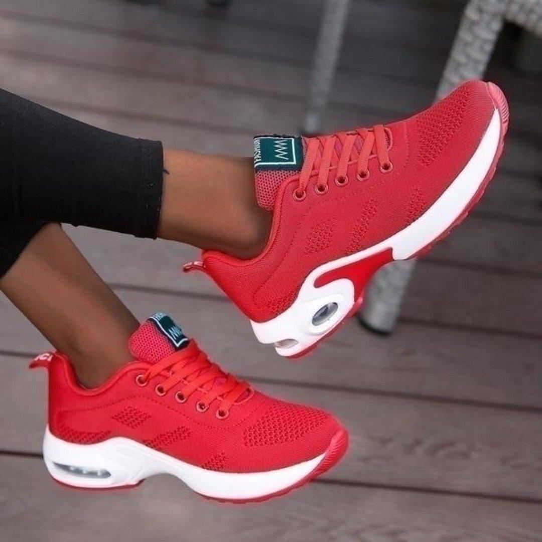 Orthopaedic shoes for women | Light and comfortable walking shoes