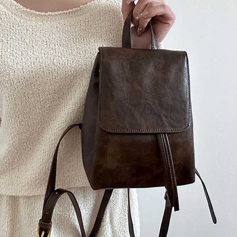 Voguecraft - Stylish retro backpack, compact & practical
