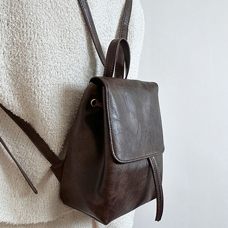 Voguecraft - Stylish retro backpack, compact & practical