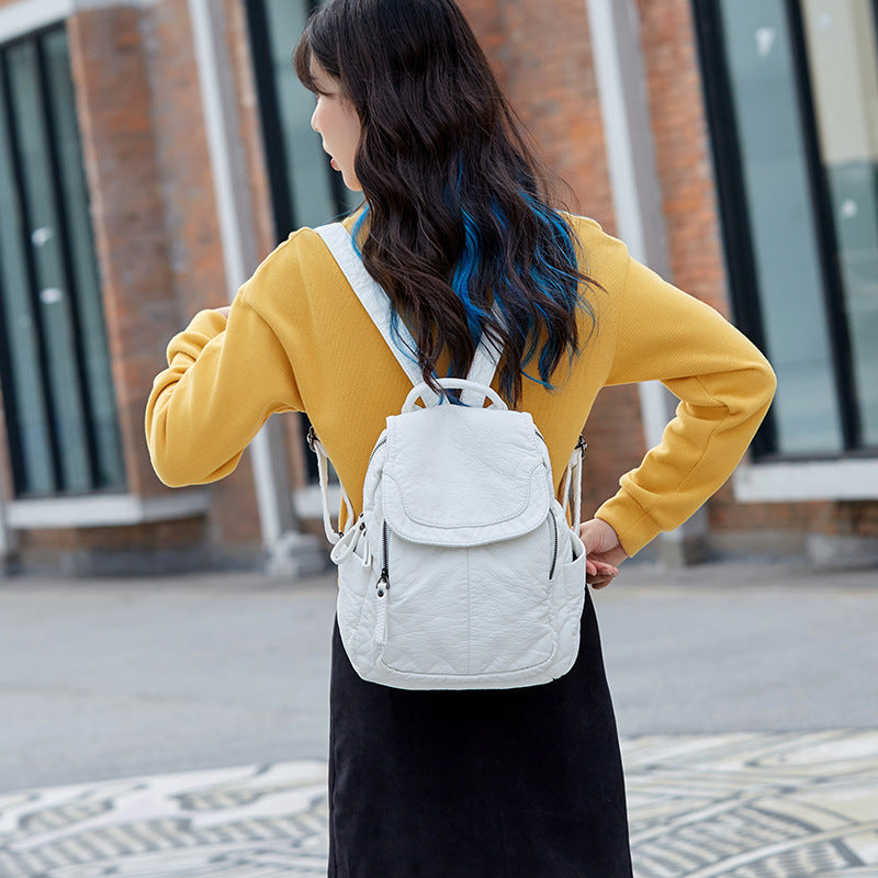 VogueStyle backpack - Fashionable, soft leather & lots of storage space