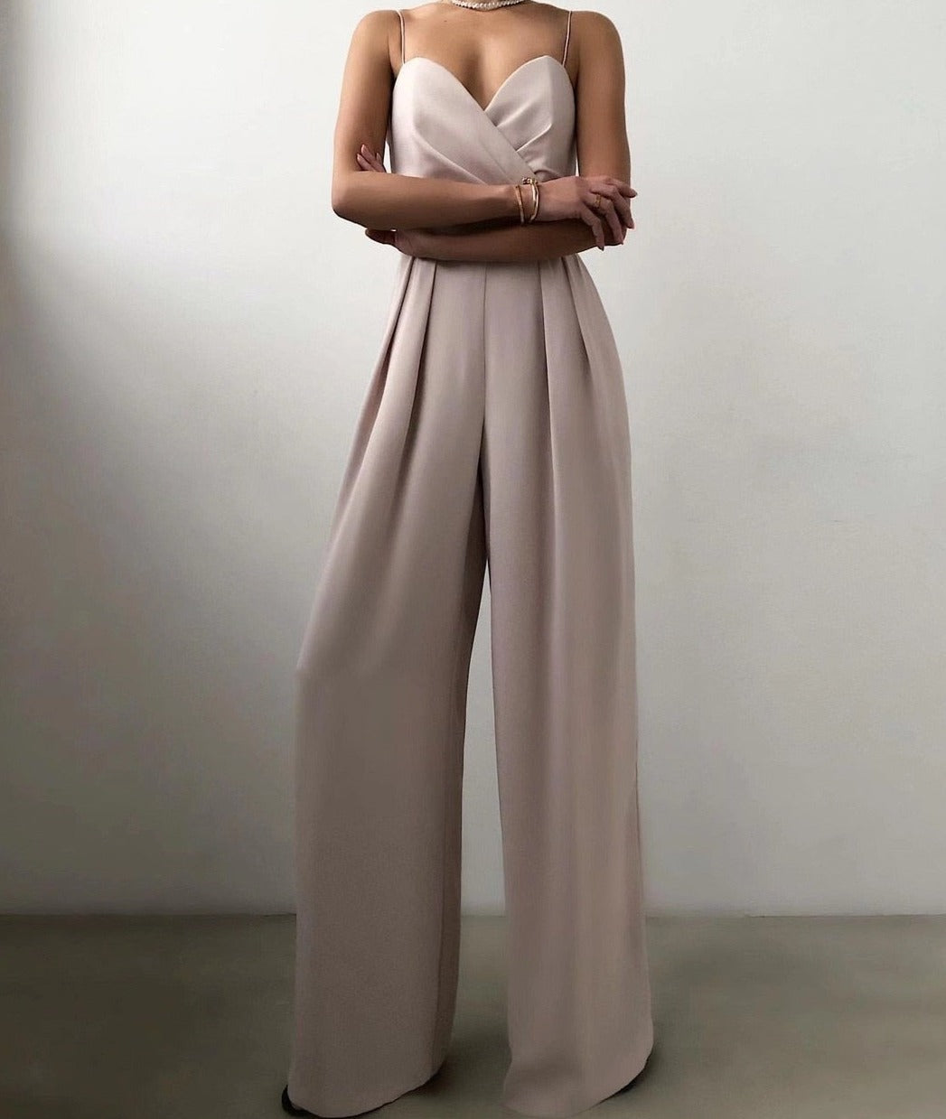Mirielle Women's Suit - Adjustable Straps and Minimalist Design for Stylish Comfort