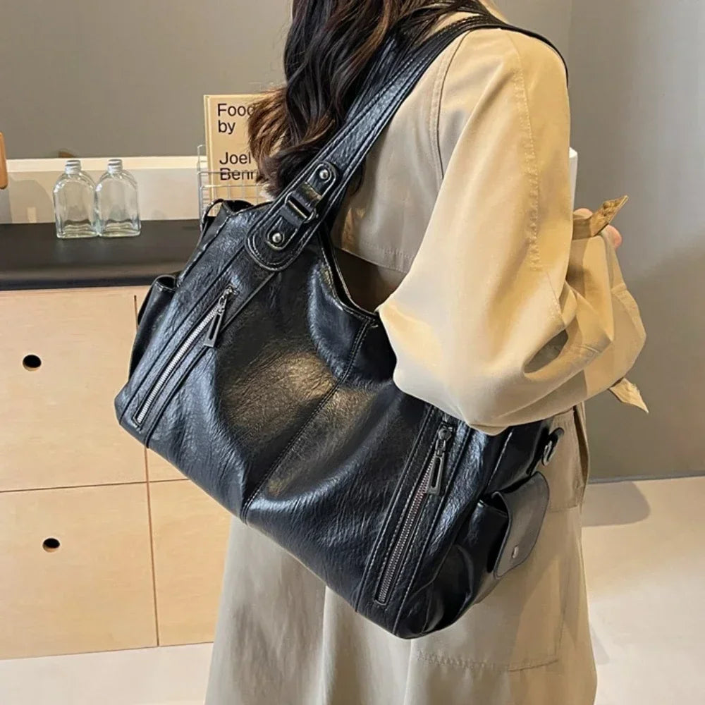 Aliona - School Bag With Shoulder Strap And Zipper Closure