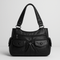 Women - Shoulder bag - Fashionable tote bag made of faux leather