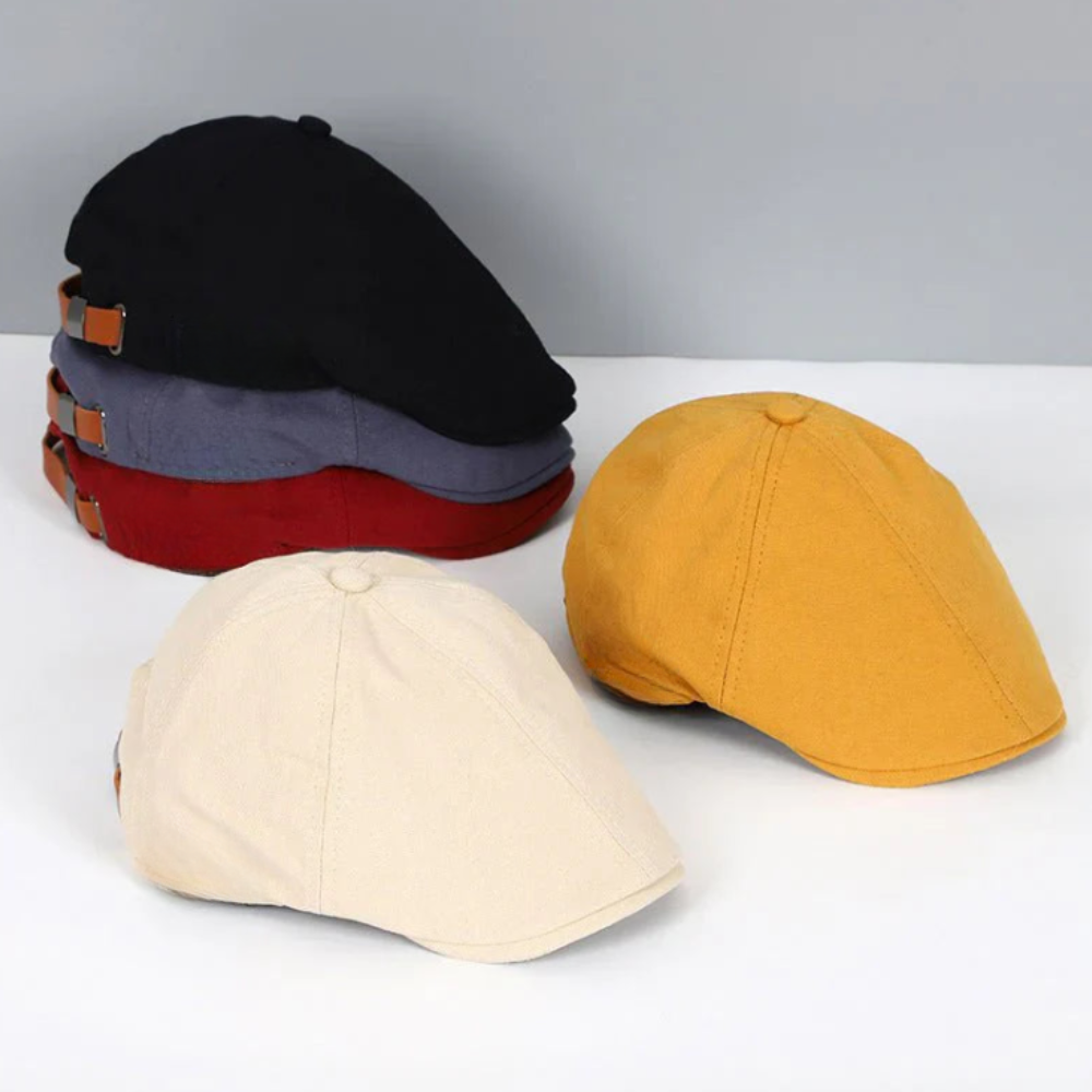 Unisex flat cap with curved flap and textured top