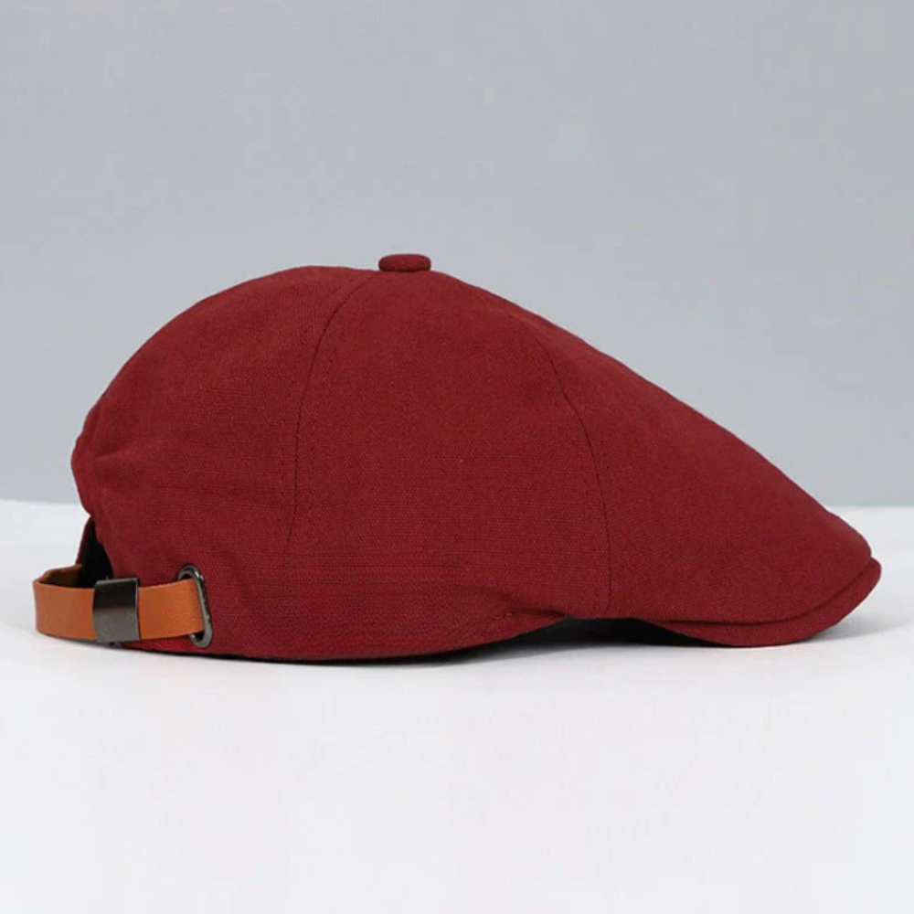 Unisex flat cap with curved flap and textured top