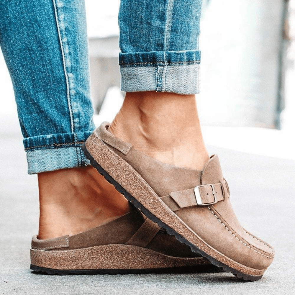 Georgia Clogs Women's Comfortable - Ergonomic mules with strap and buckle in casual style