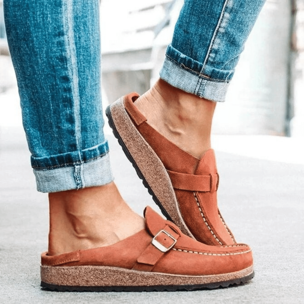 Georgia Clogs Women's Comfortable - Ergonomic mules with strap and buckle in casual style
