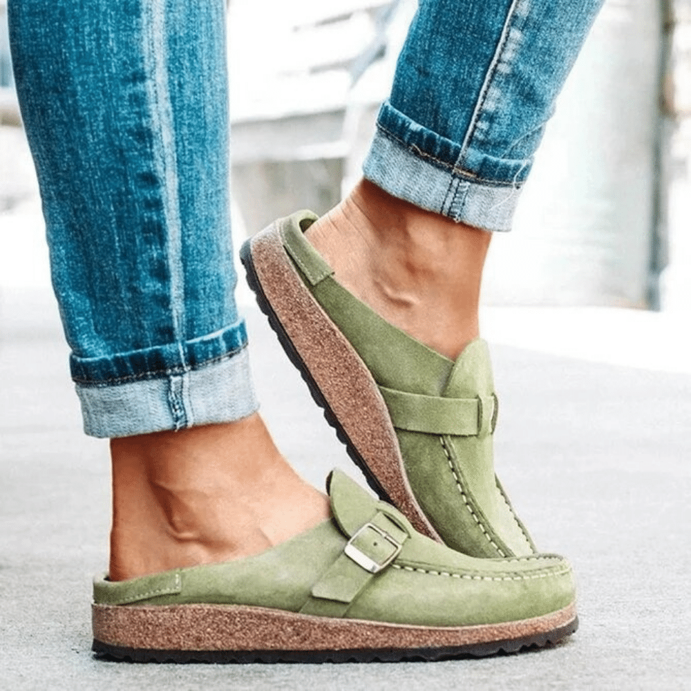 Georgia Clogs Women's Comfortable - Ergonomic mules with strap and buckle in casual style