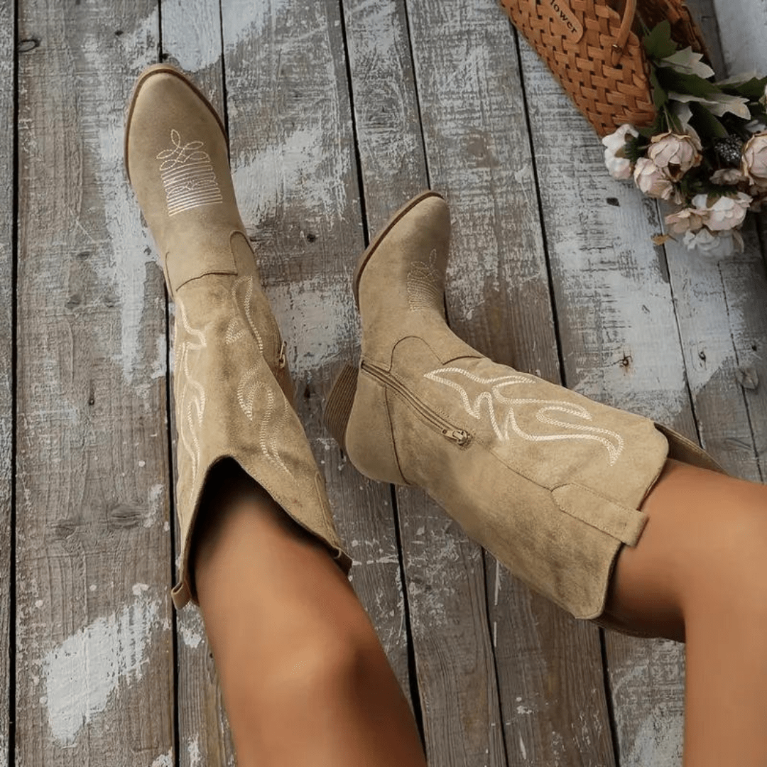 Women's Cowboy Boots - Elegant Retro Western Style