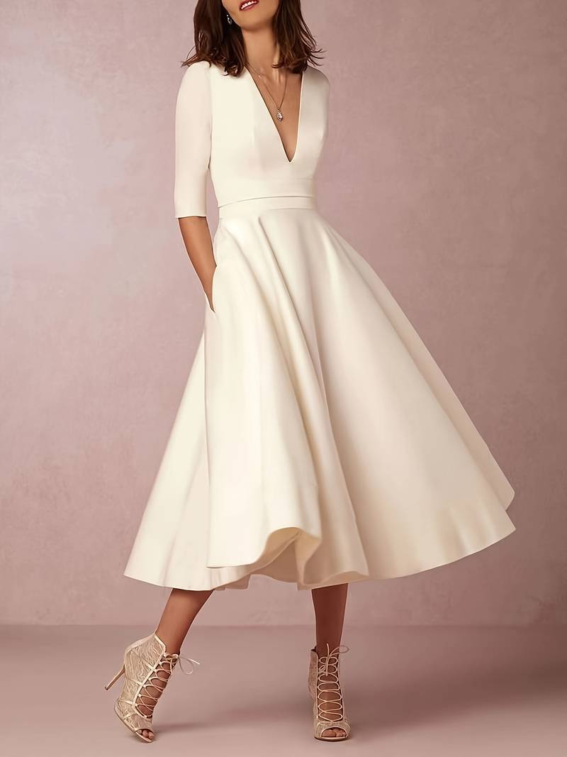 Elara Women's Dress - Stylish Dress with Neckline, Lightweight and Elegant for Summer Parties and Events