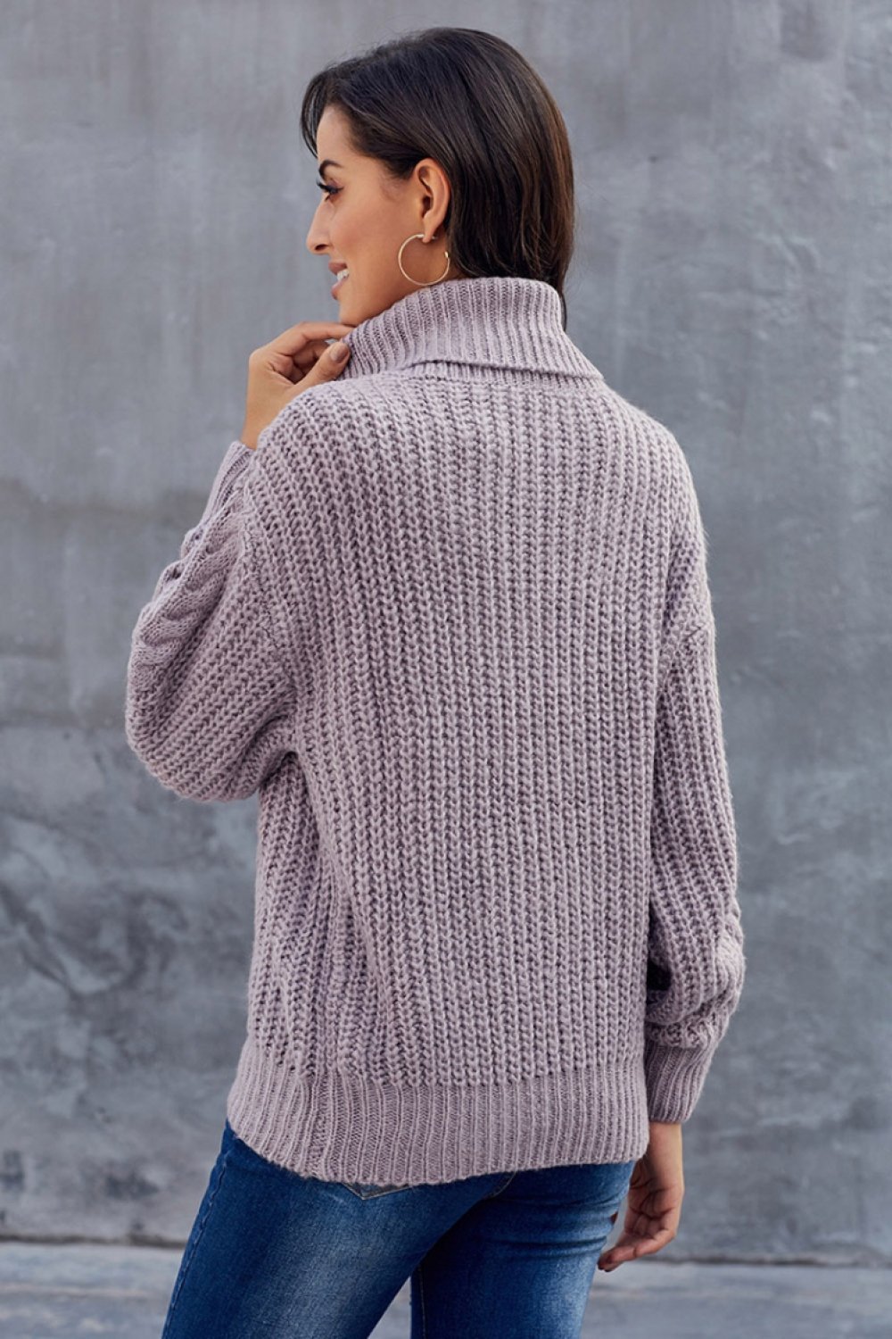 Patricia | Stylowy sweter z golfem dla kobiet z grubym plecionym wzorem