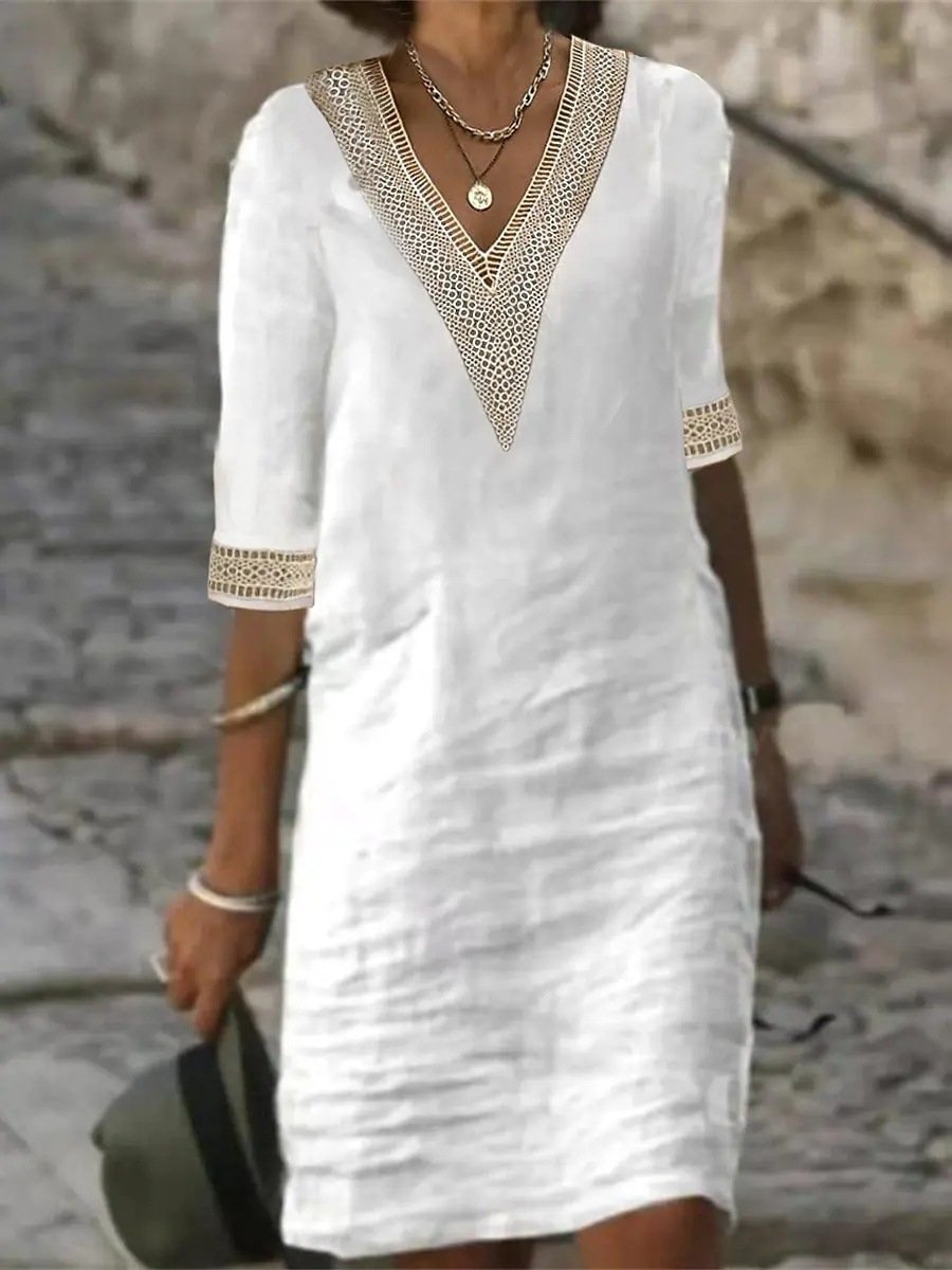 Chic linen-blend dress with V-neck and lace trim