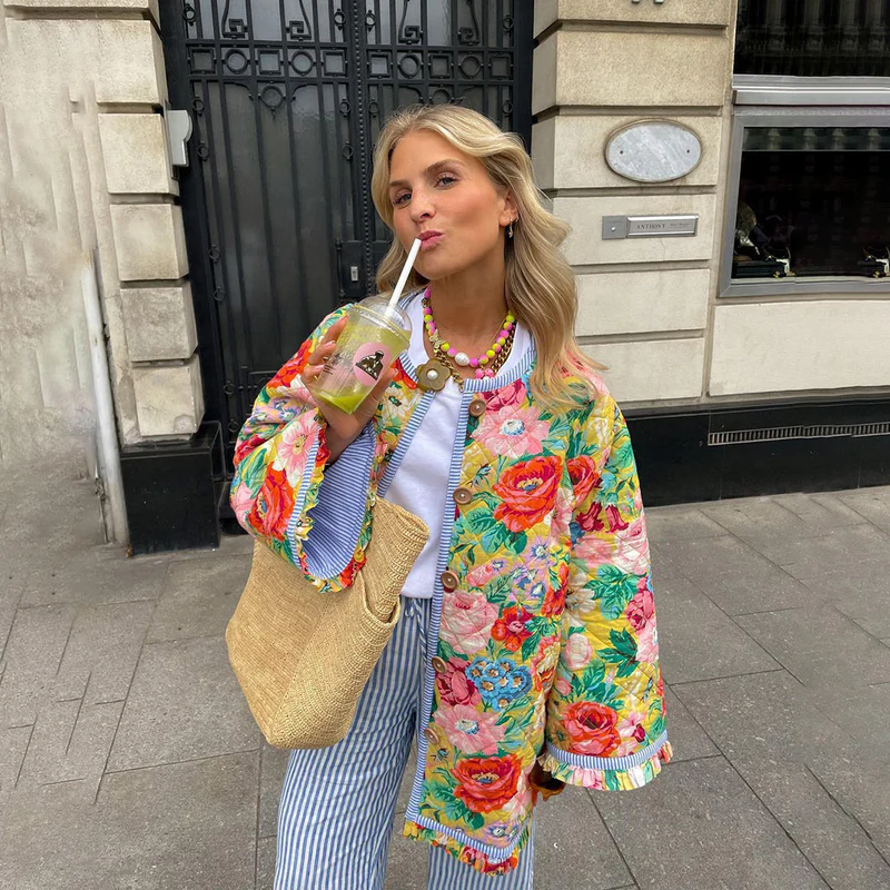 Nia - Quilted Jacket with Floral Print