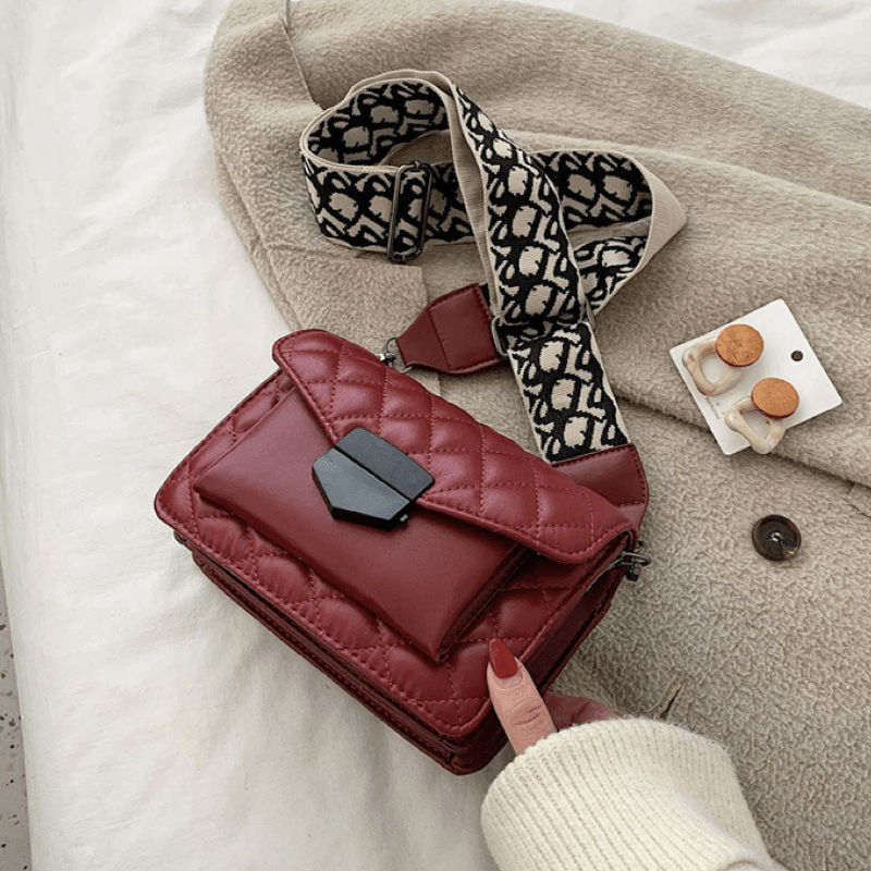 Mary - Luxurious handbag for the modern woman - Elegant and spacious handbag