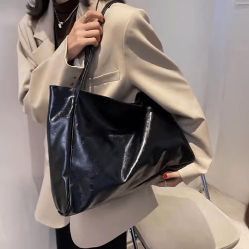Maxia | Large ladies leather shoulder bag | Handbag