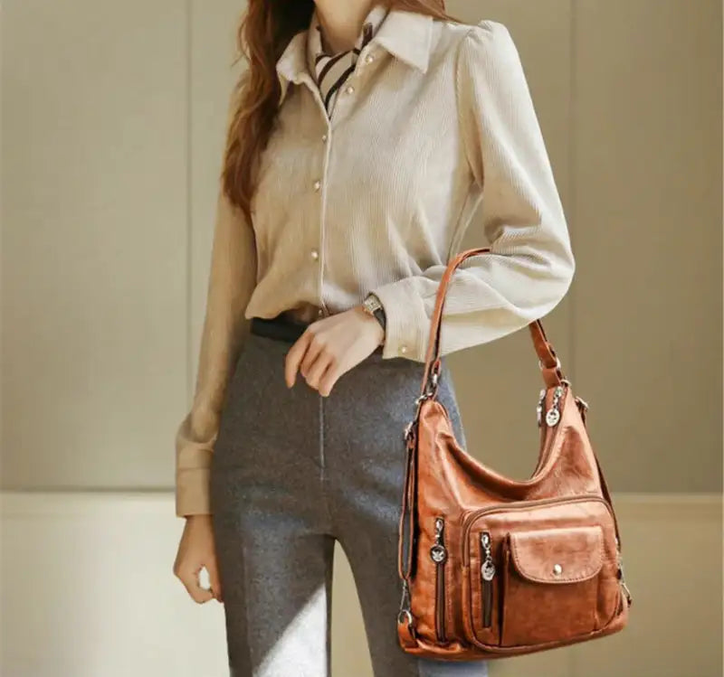 ODALIS - Leather handbag with multiple pockets