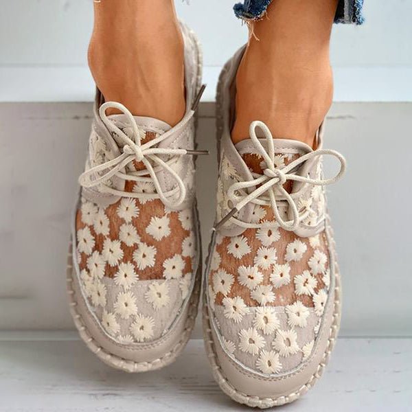 Arabella - Airy orthopedic shoe with floral pattern